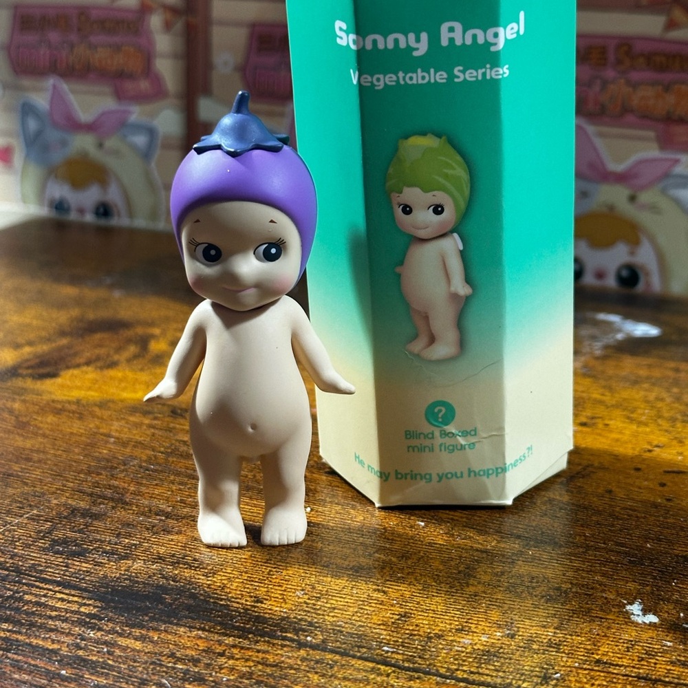 Sonny Angel Vegetable Series Mini Figure - Purple and Cream